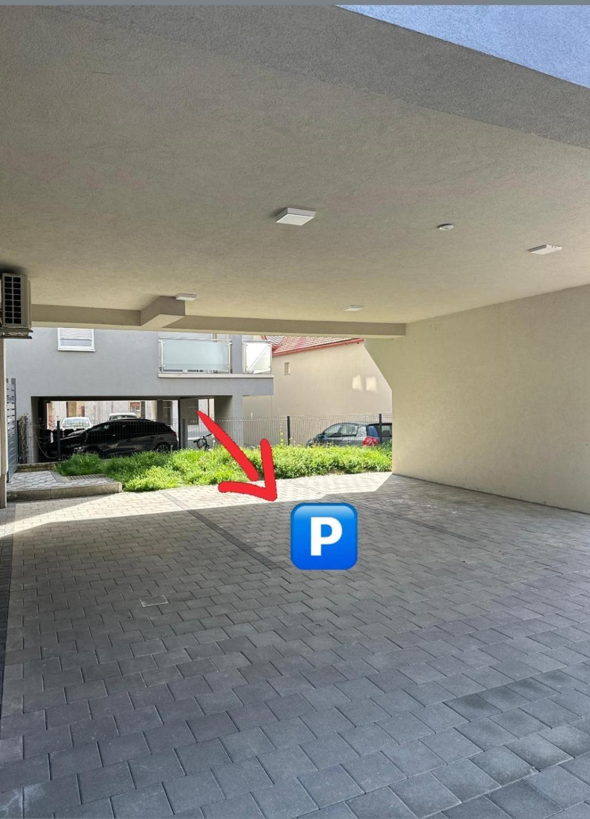 Apartman “Manhattan” Krizevci Ngoại thất bức ảnh