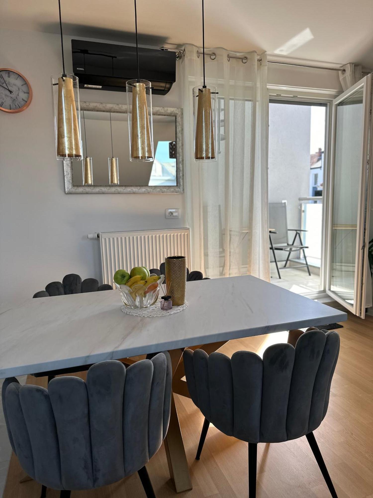 Apartman “Manhattan” Krizevci Ngoại thất bức ảnh